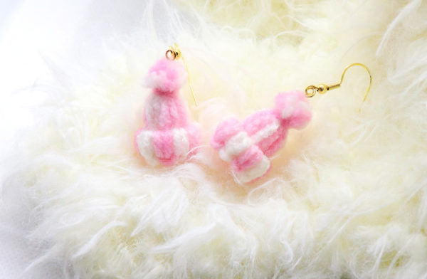 Boucles d'oreilles bonnets en laine