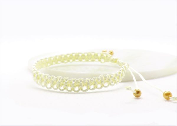 Bracelet en fil nylon tressé fait main dentelle