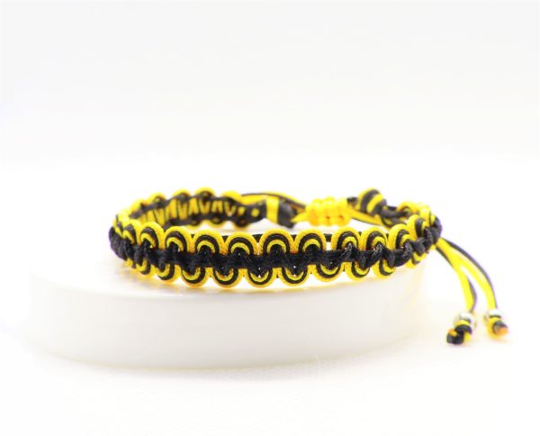 Bracelet en fil nylon tressé fait main sinuosités noir et jaune
