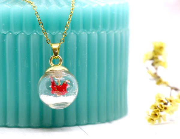 Collier boule à neige en verre oiseau origami