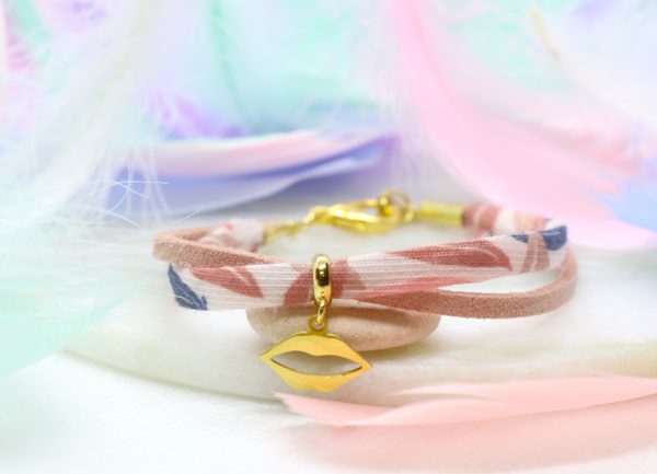 Bracelet liberty Bouche glamour dorée en acier inoxydable